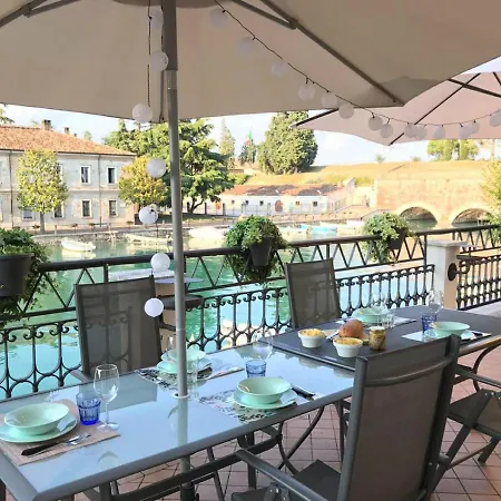 Διαμέρισμα Fiori Sull'acqua *