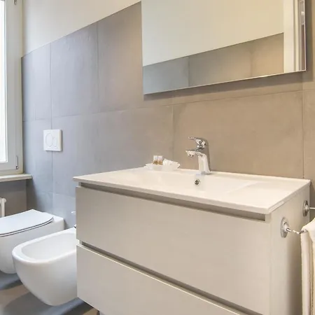 Apartment Fiori Sull'acqua Peschiera del Garda