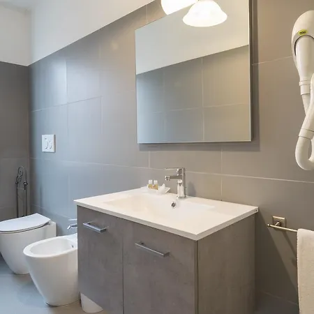 Fiori Sull'acqua Apartment *