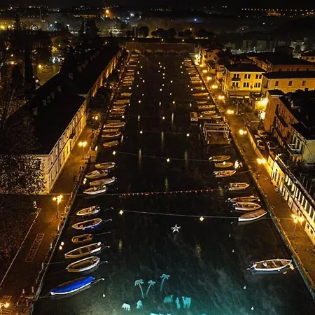Fiori Sull'acqua Daire Peschiera del Garda